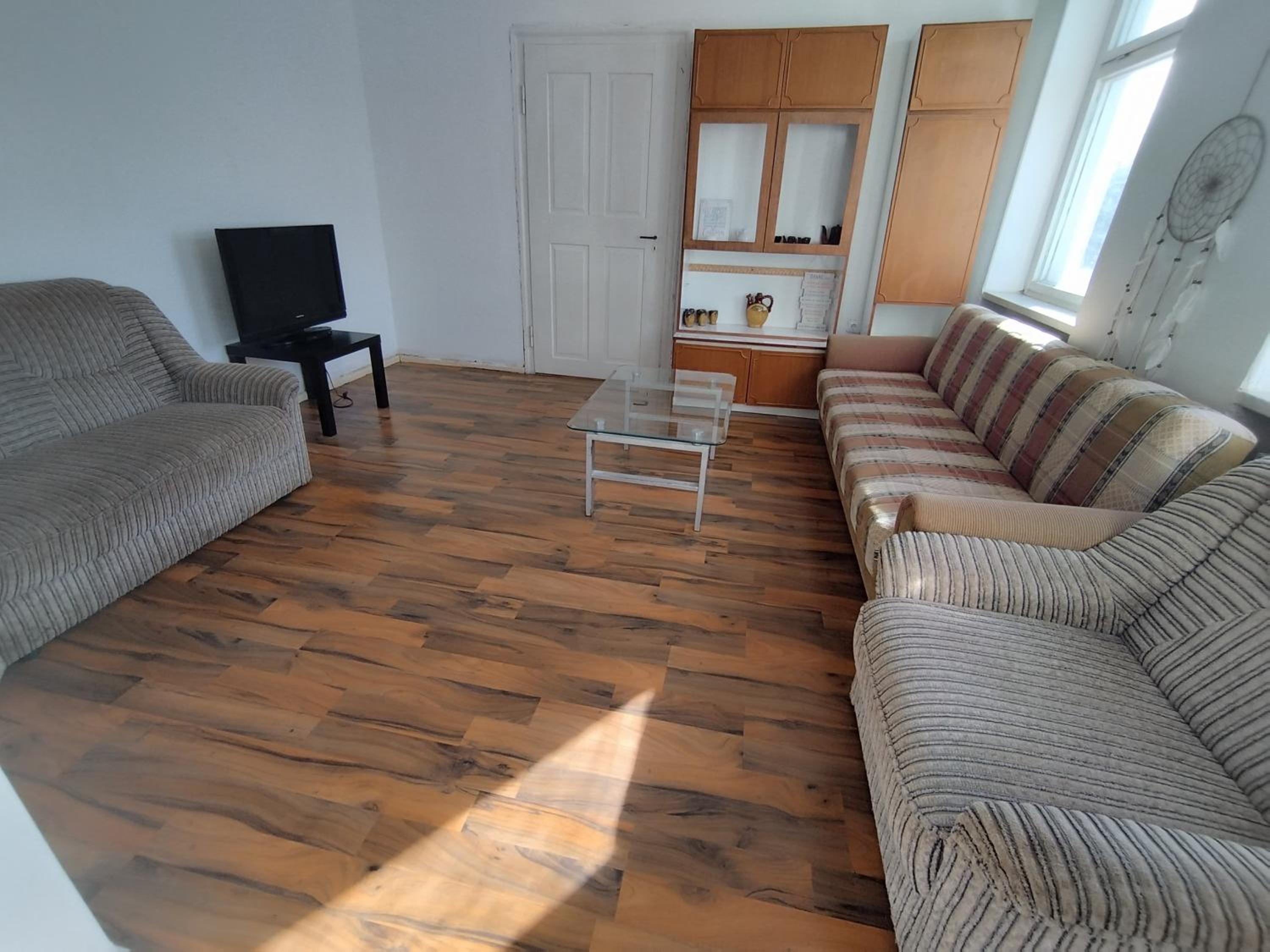 Daily Weekly Monthly Apartment