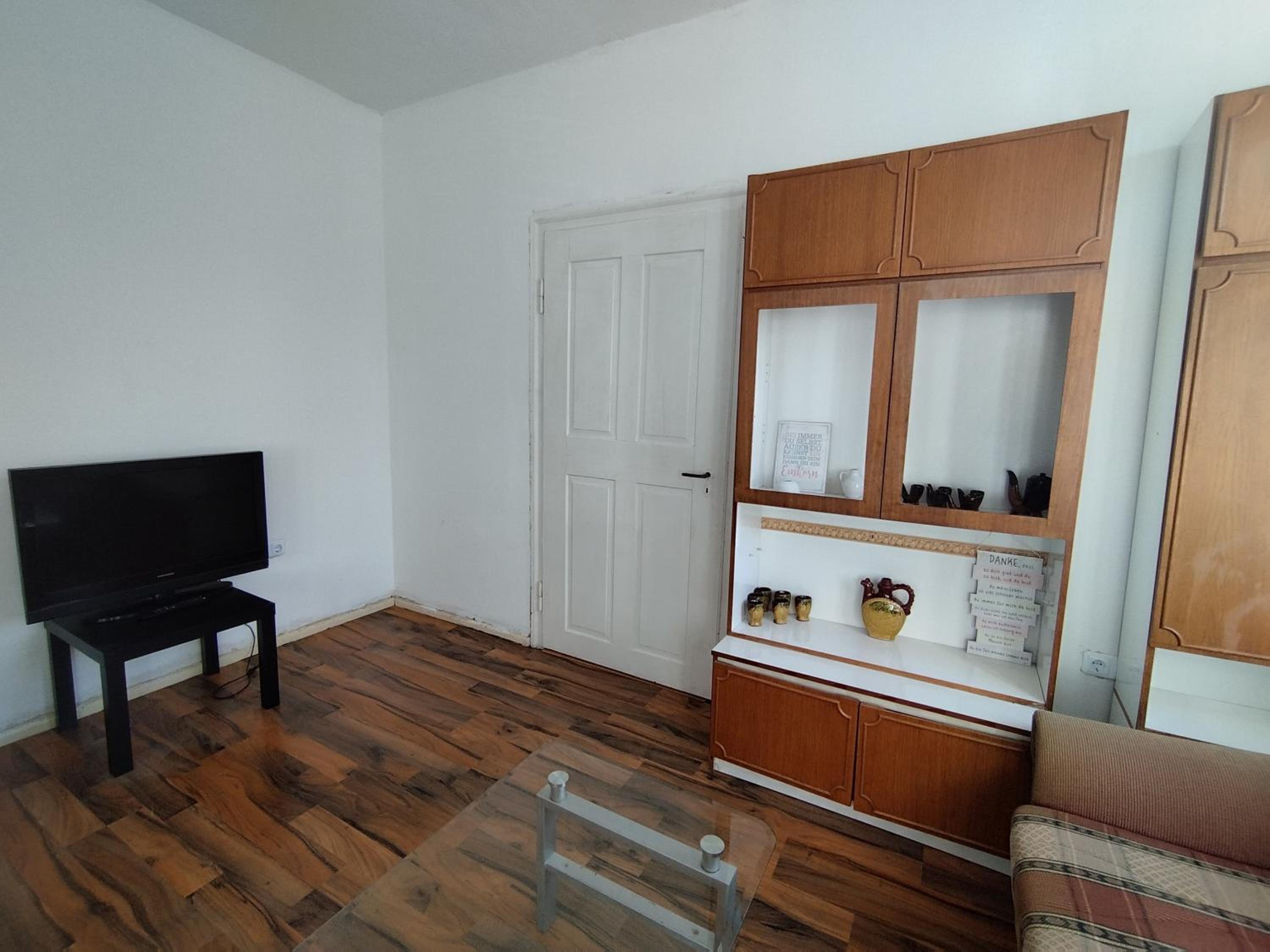 Daily Weekly Monthly Apartment