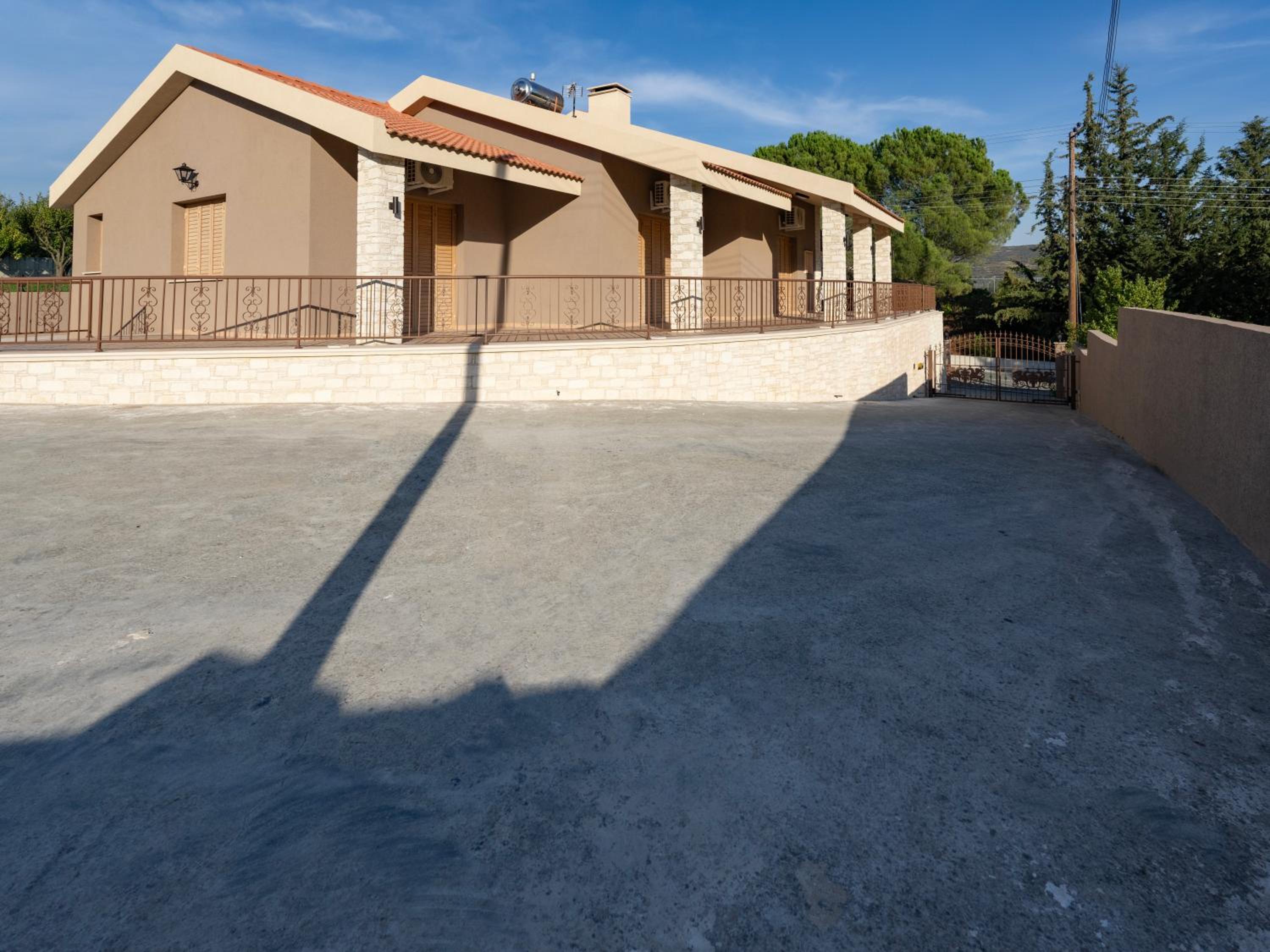 Eidyllio ''The Mansion''