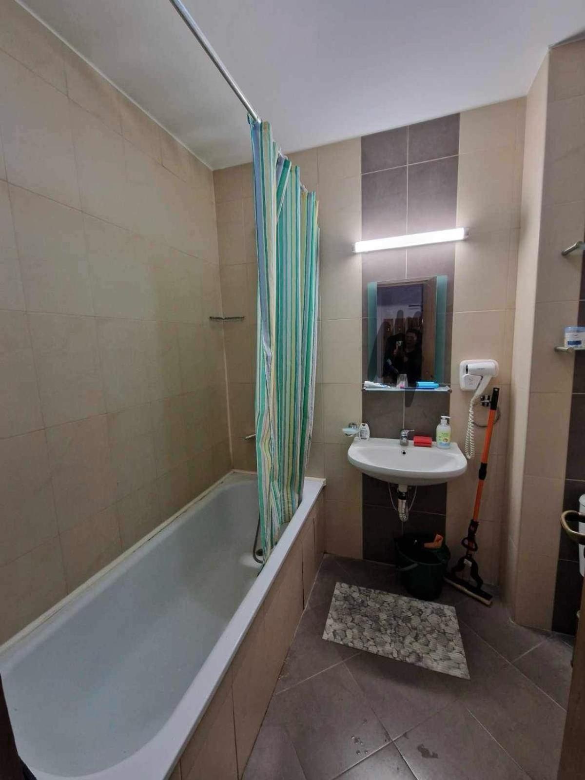 Saint John Hill Apartment