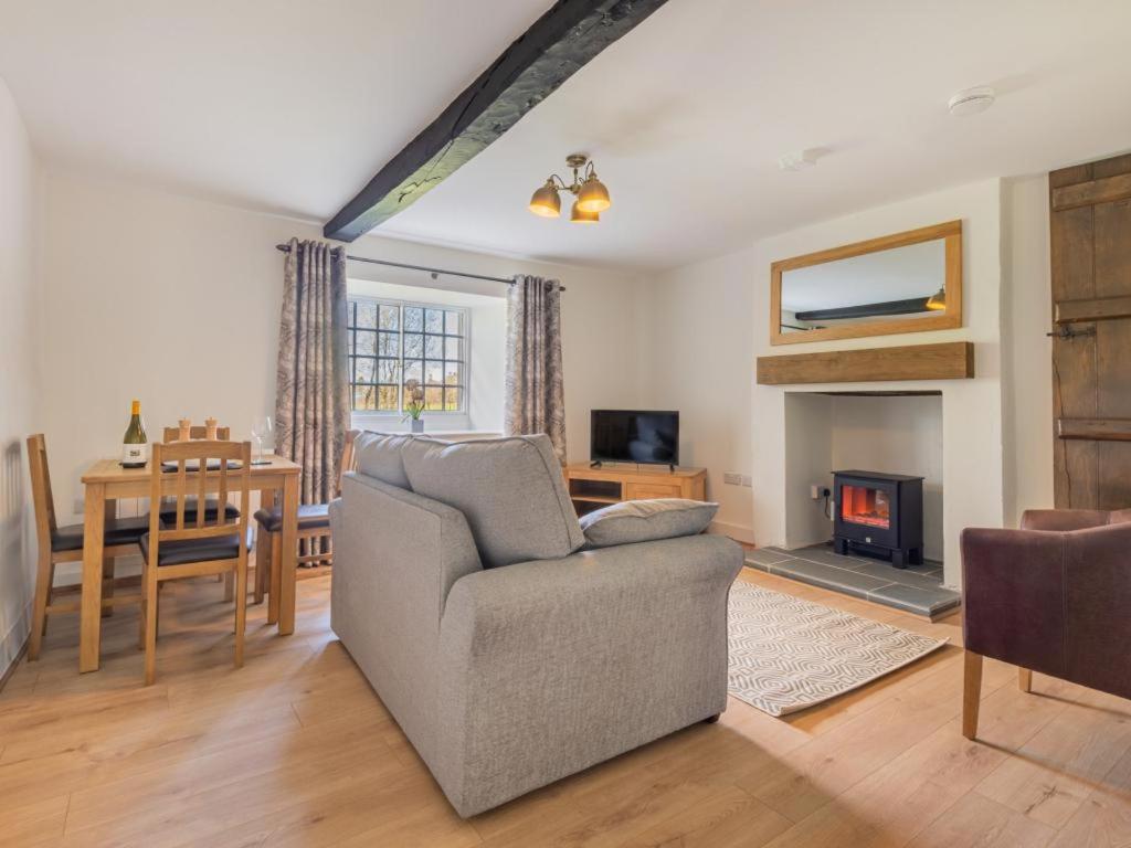 2 Bed in Keswick oc-sz199 view 2