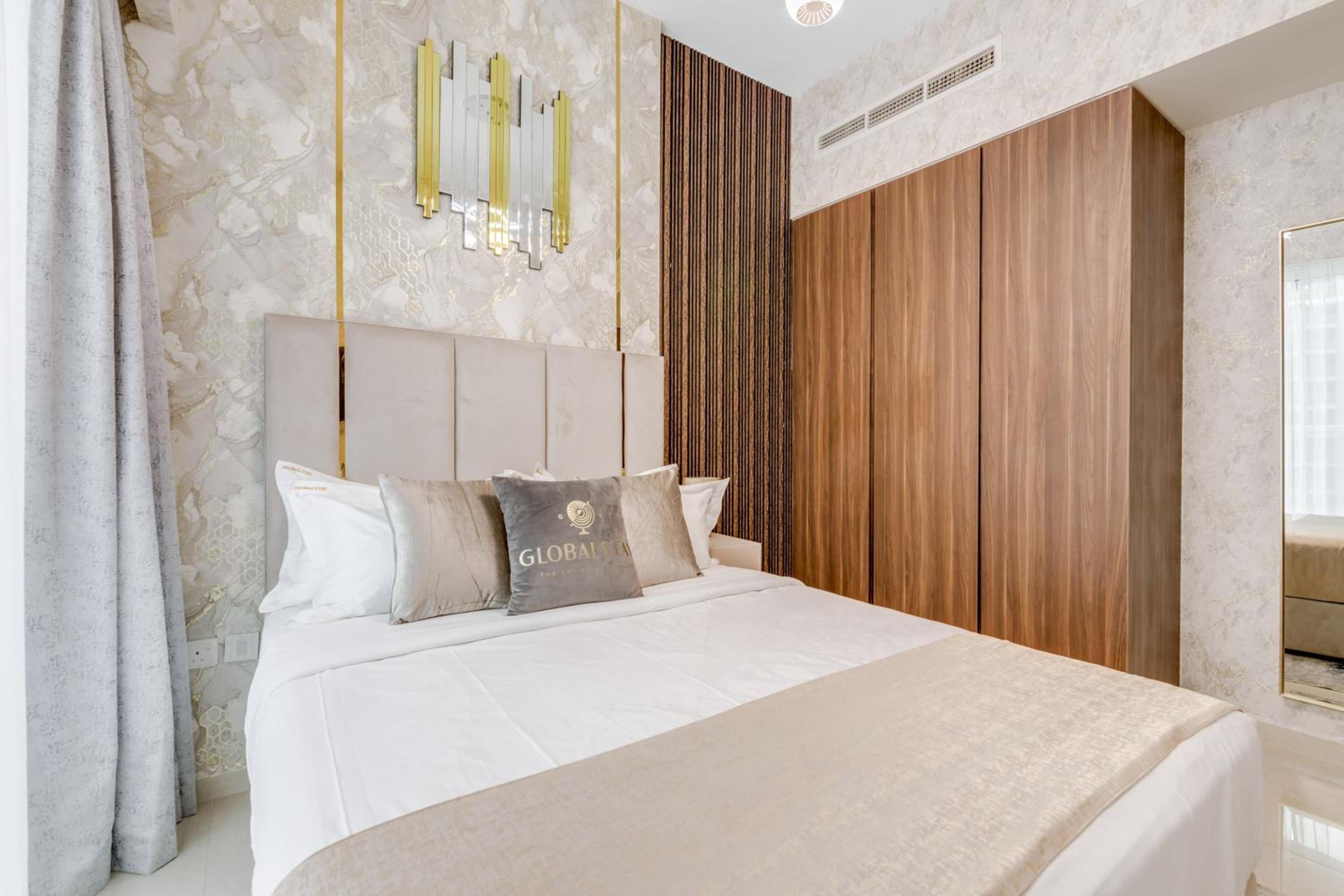 GlobalStay Reva & Vera Residences Business Bay Apartments