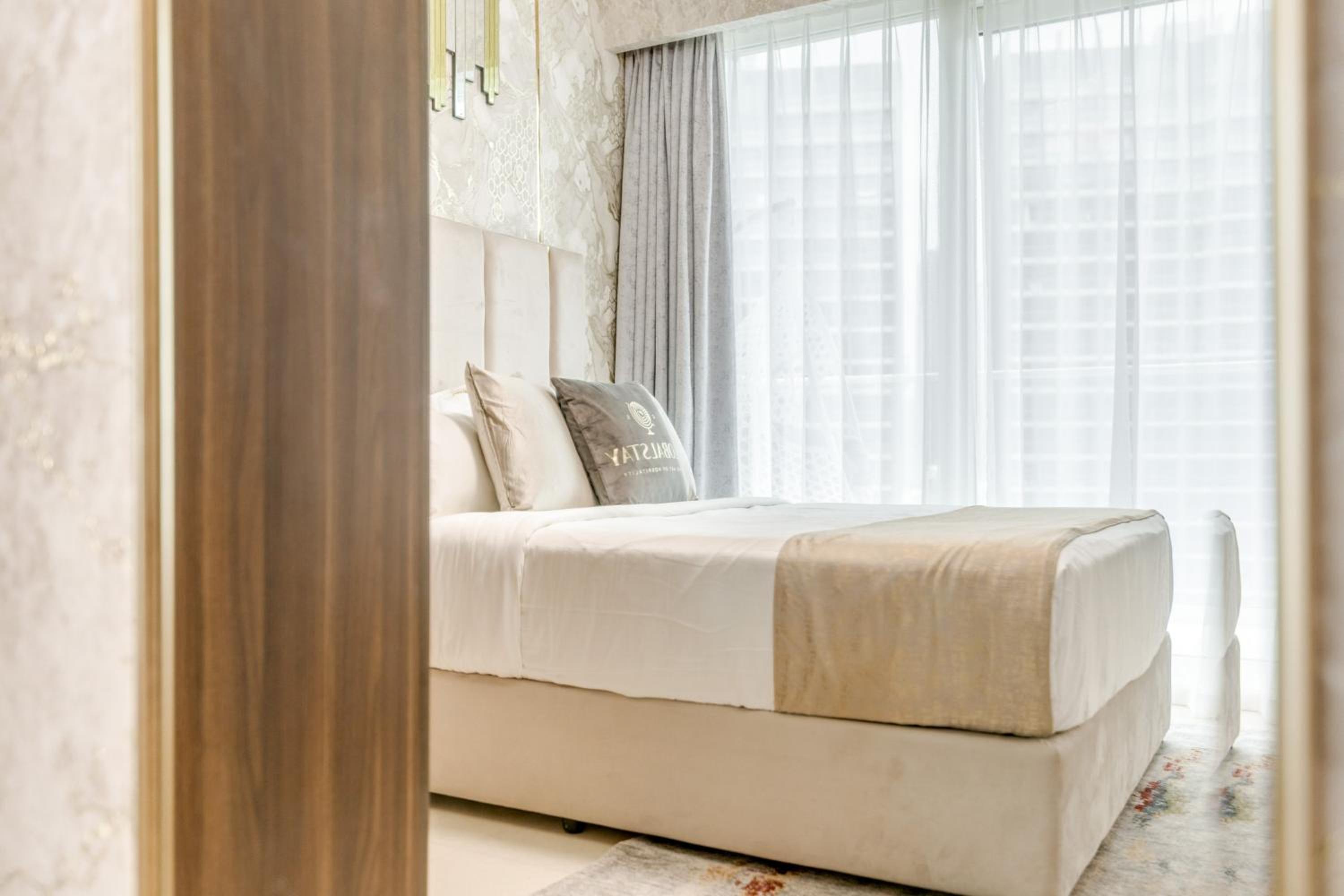 GlobalStay Reva & Vera Residences Business Bay Apartments