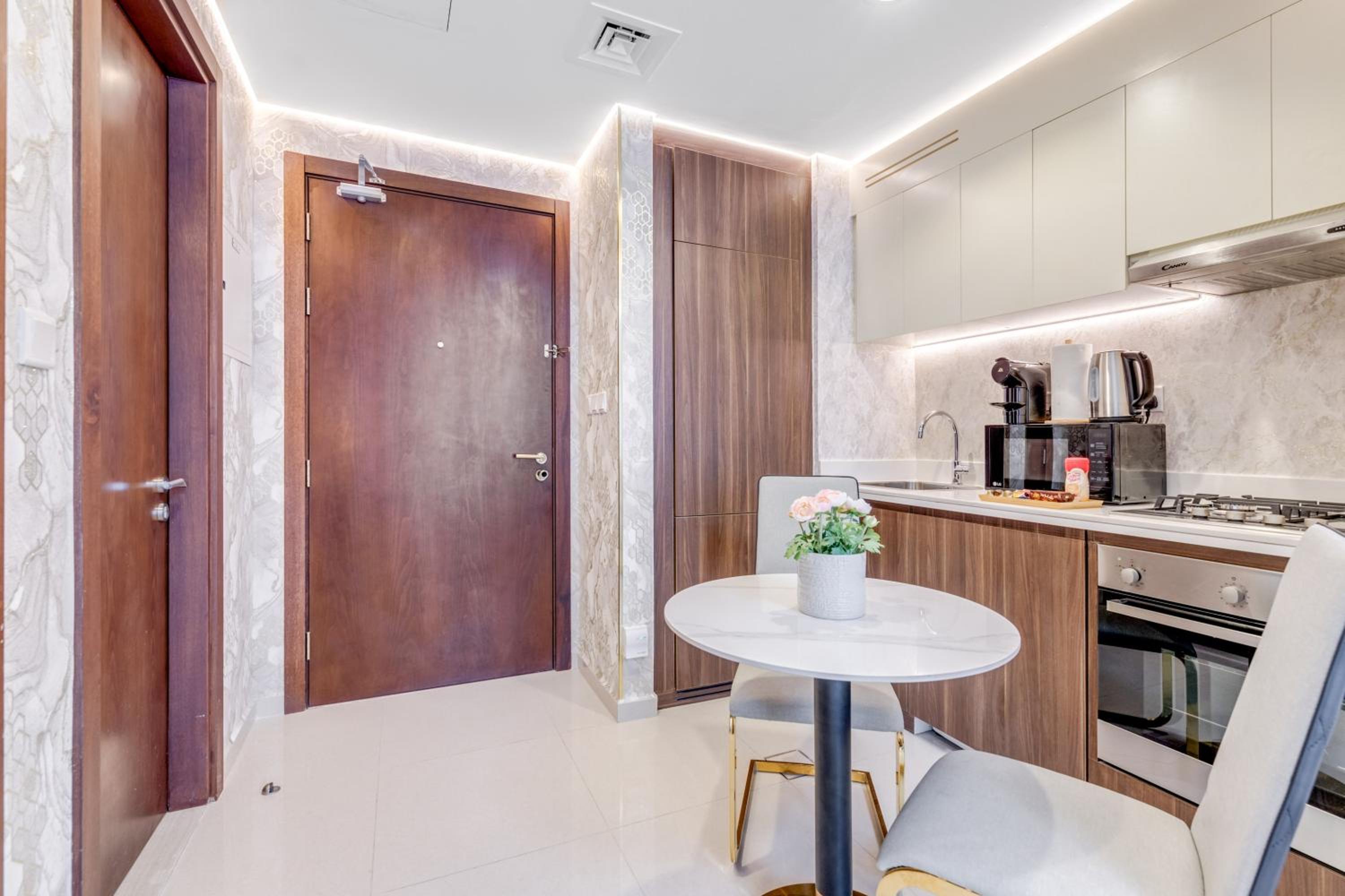GlobalStay Reva & Vera Residences Business Bay Apartments