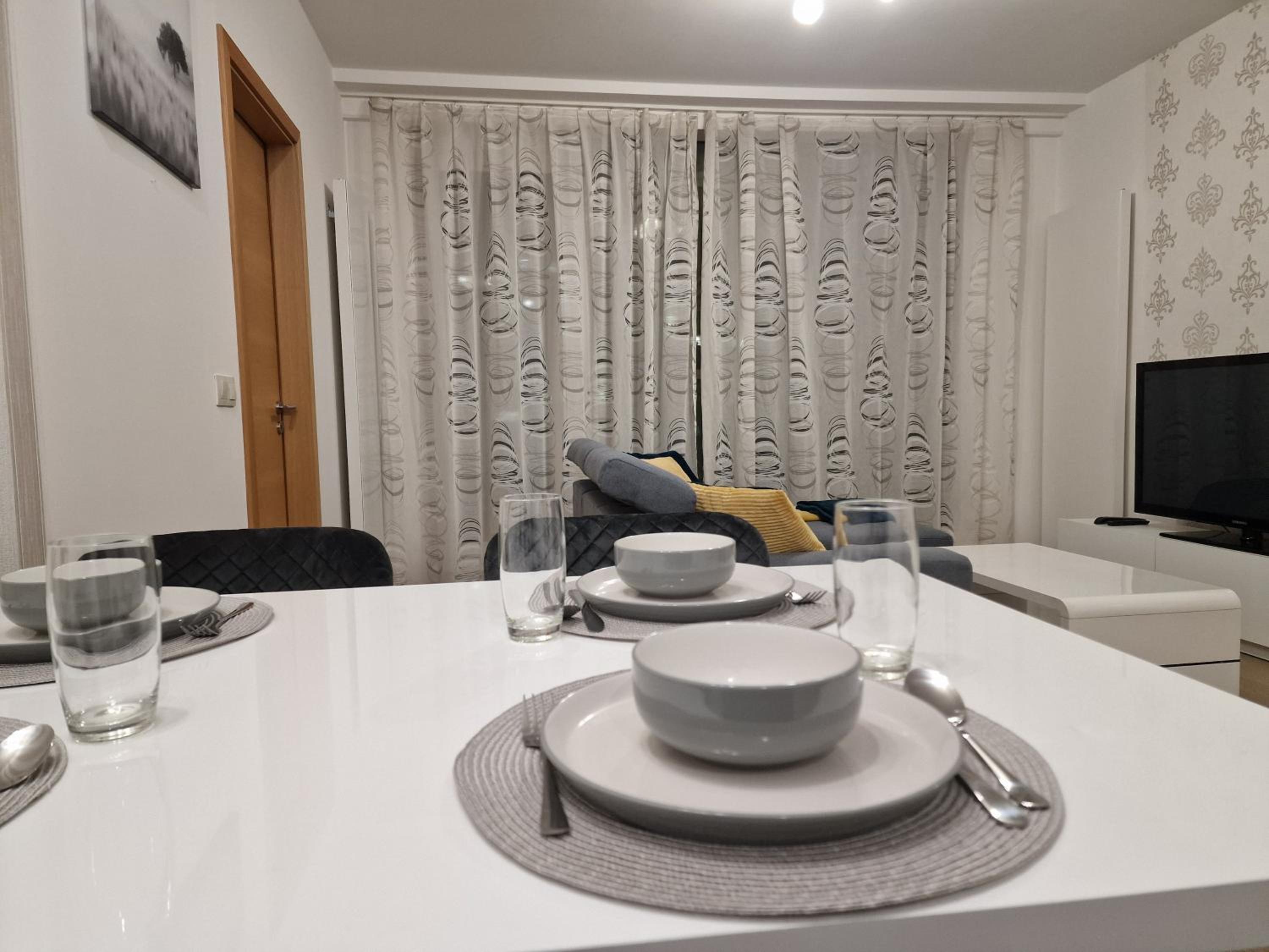 Stylish Panorama City Family Suite view 3