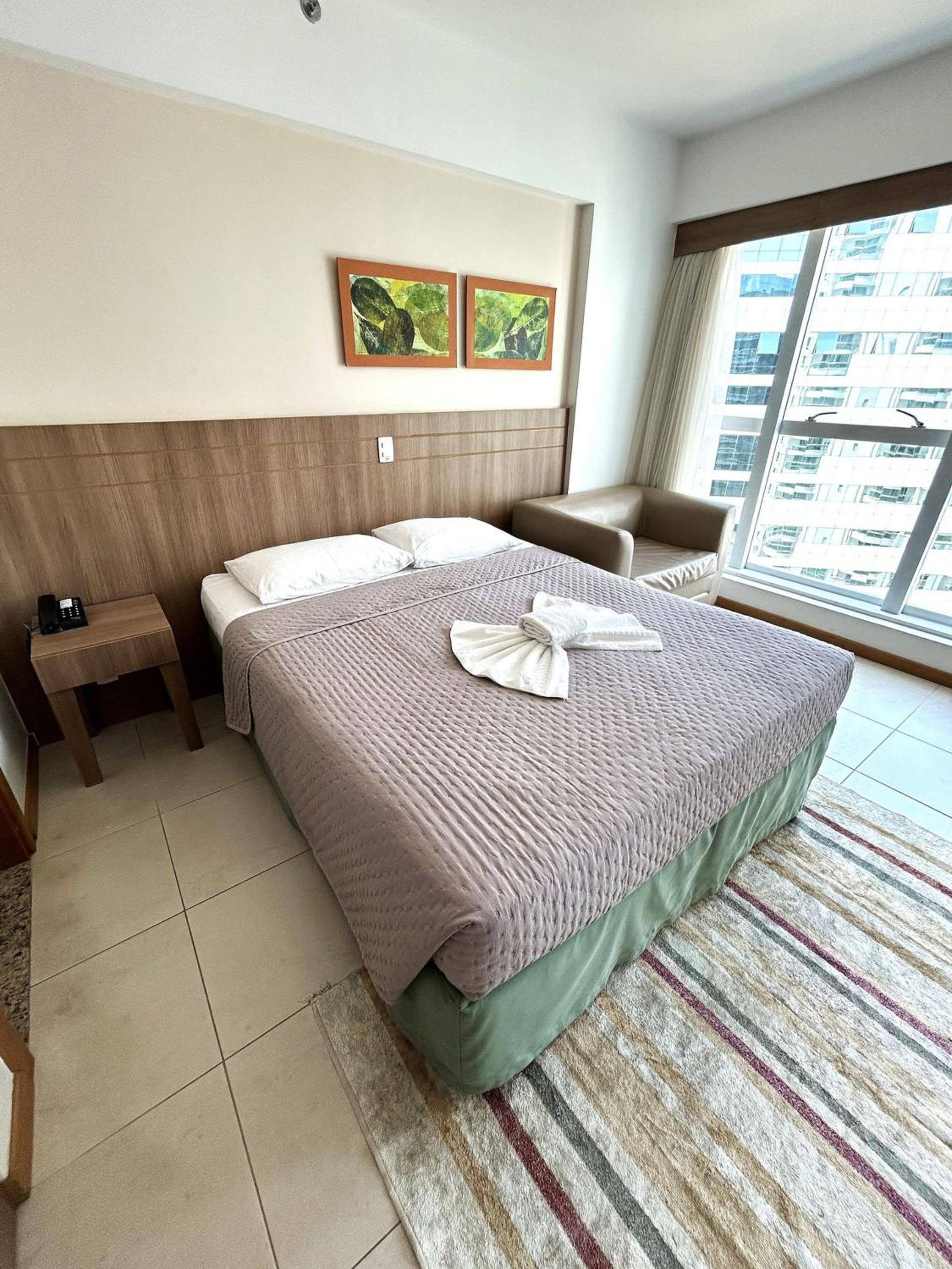 SM1116 Apart Hotel em andar alto região central