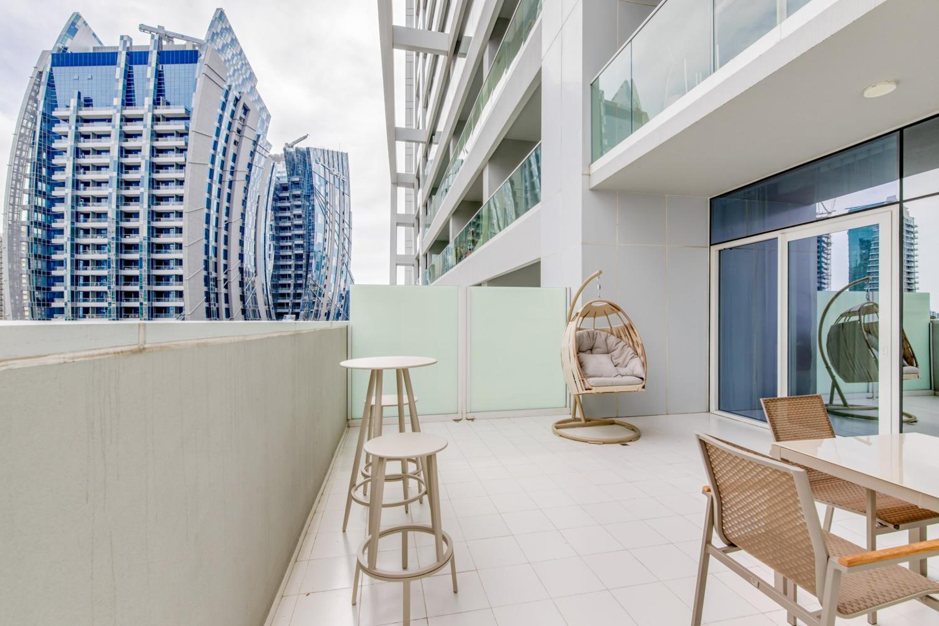 GlobalStay Reva & Vera Residences Business Bay Apartments
