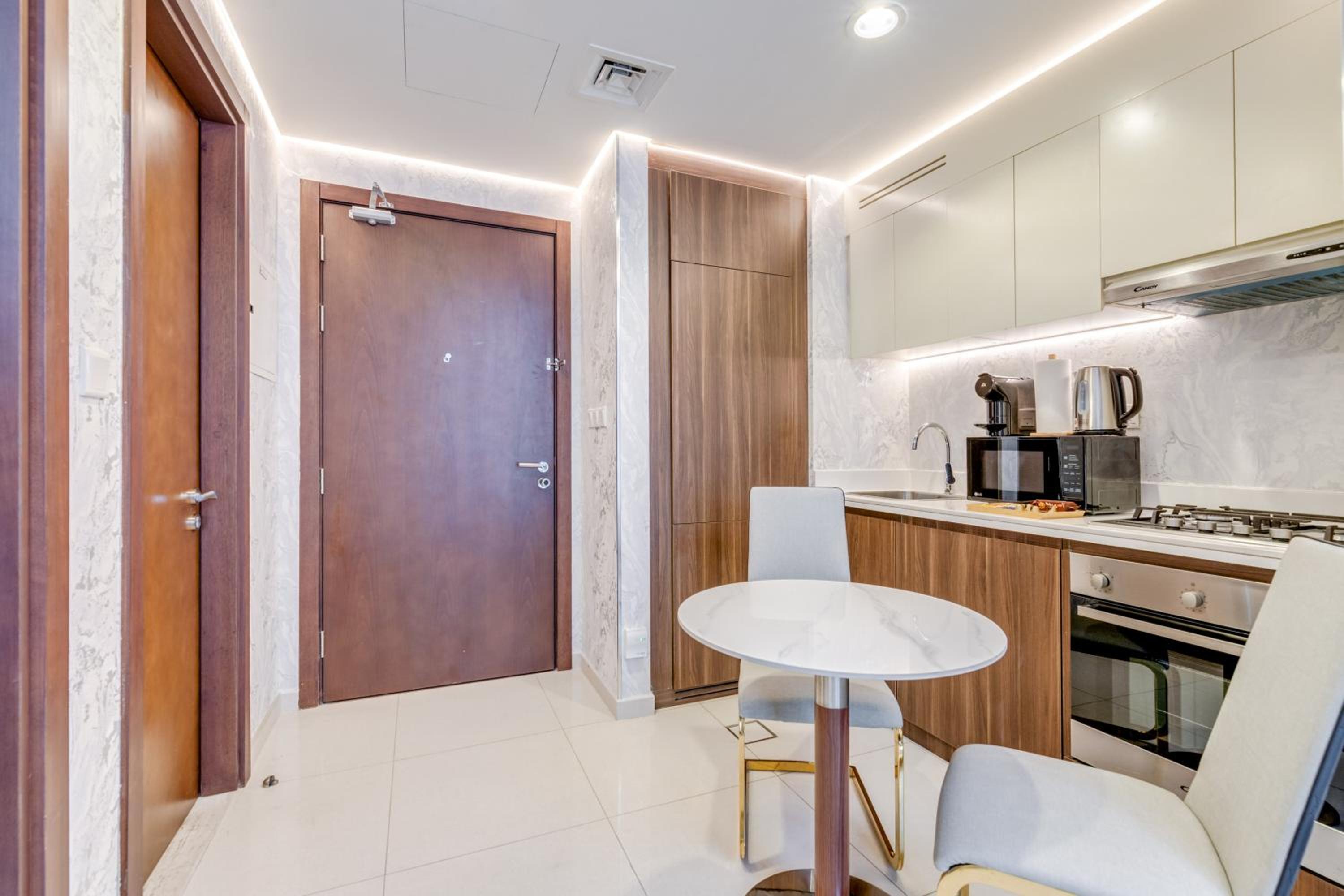 GlobalStay Reva & Vera Residences Business Bay Apartments