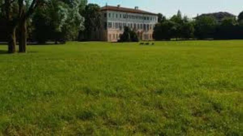 Apartment in Villa Milano