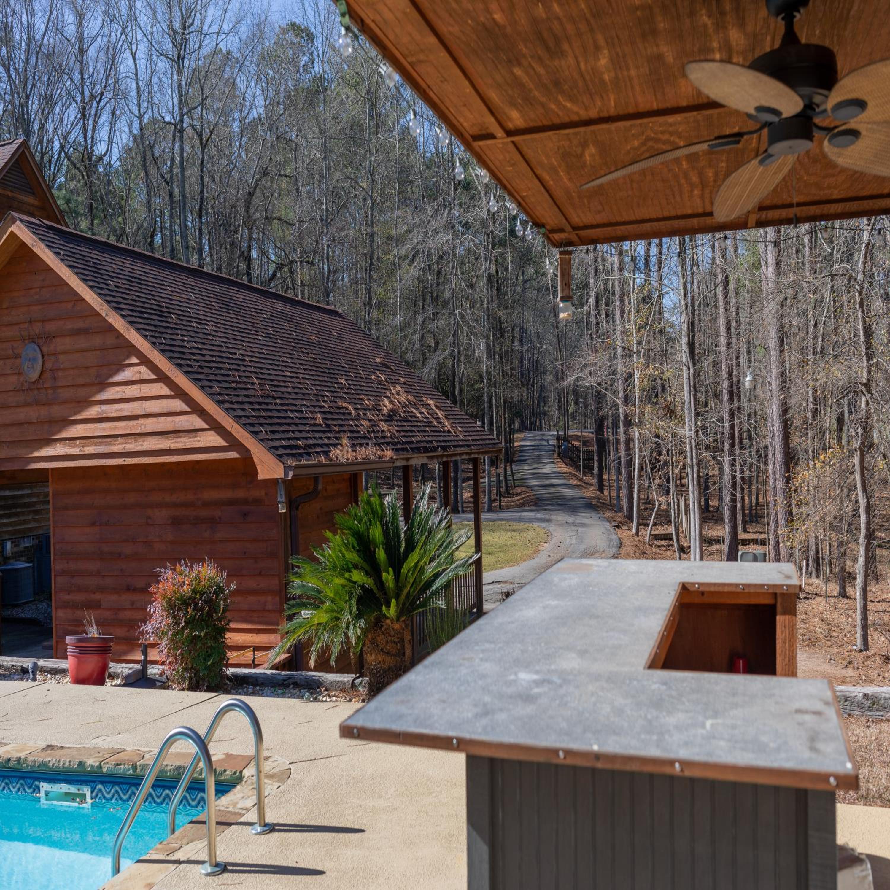 Autumn Woods Lodge
