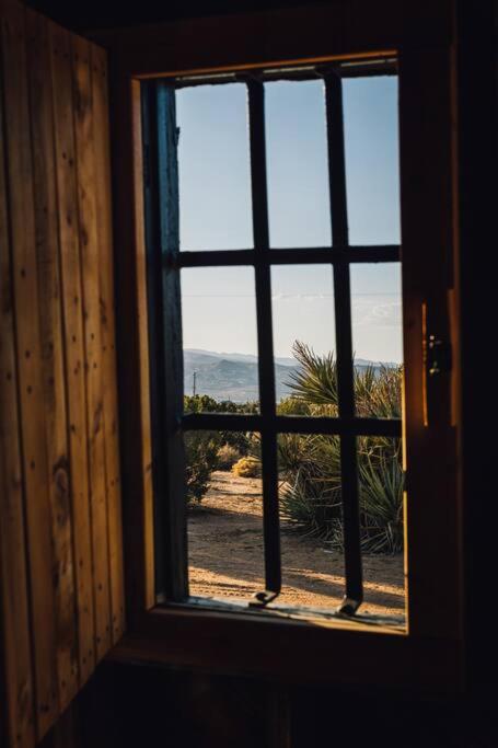 Joshua Tree Hidden Tower * Views - Landmark view 2