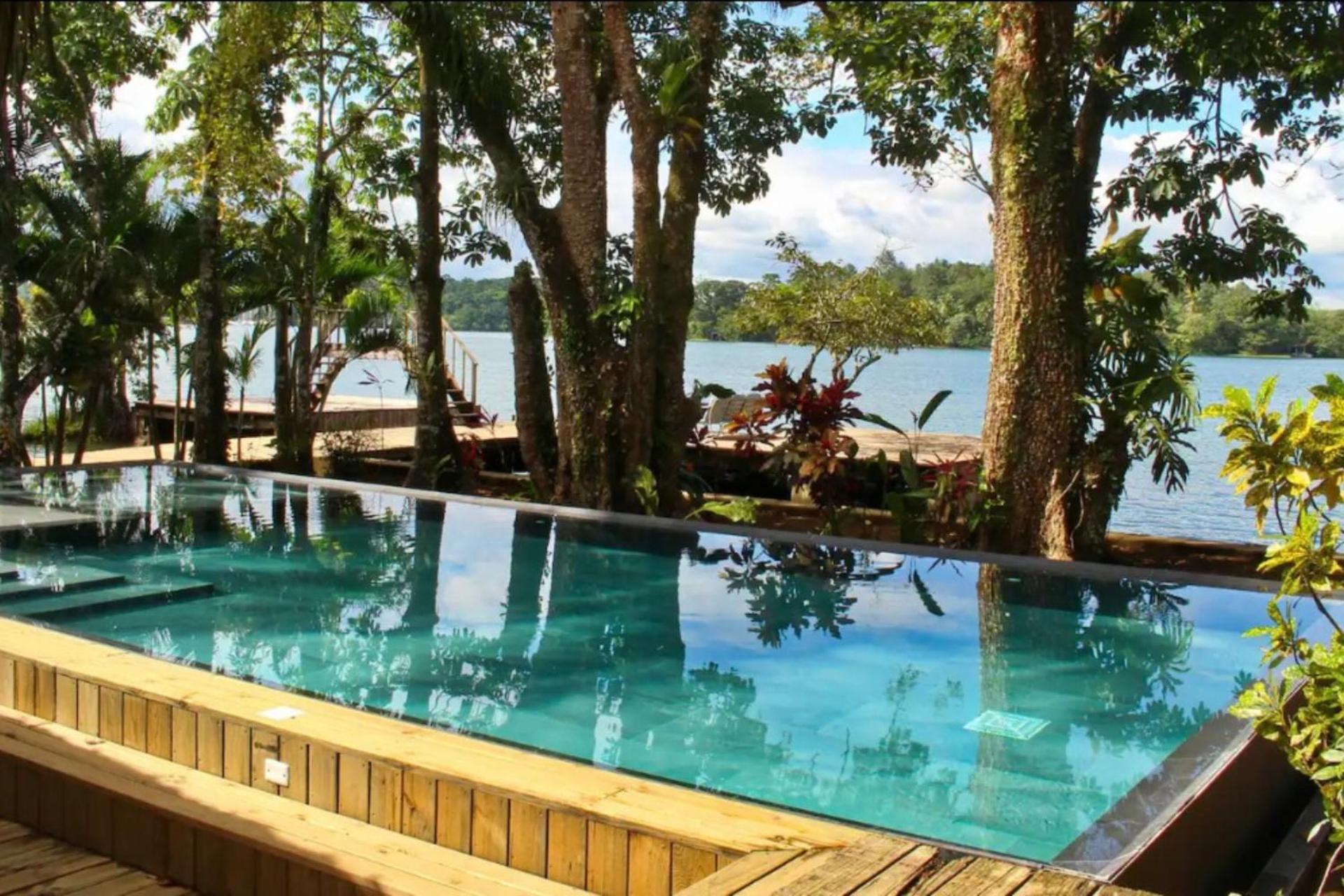 San Pedro Vacations - Luxurious entire country house in Rio Dulce, Guatemala - Property Image 1