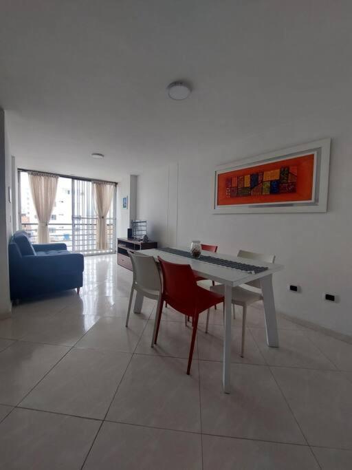 apartamento central en provenza