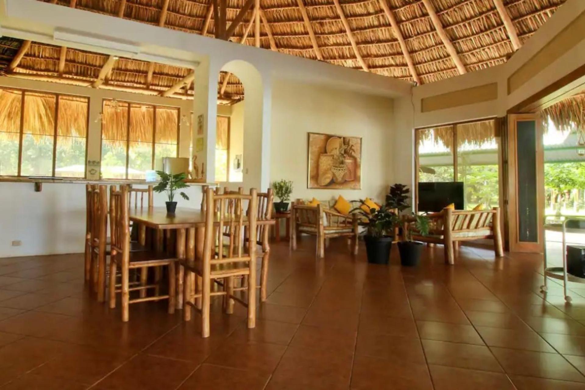 Luxurious entire country house in Rio Dulce, Guatemala - Property Image 12