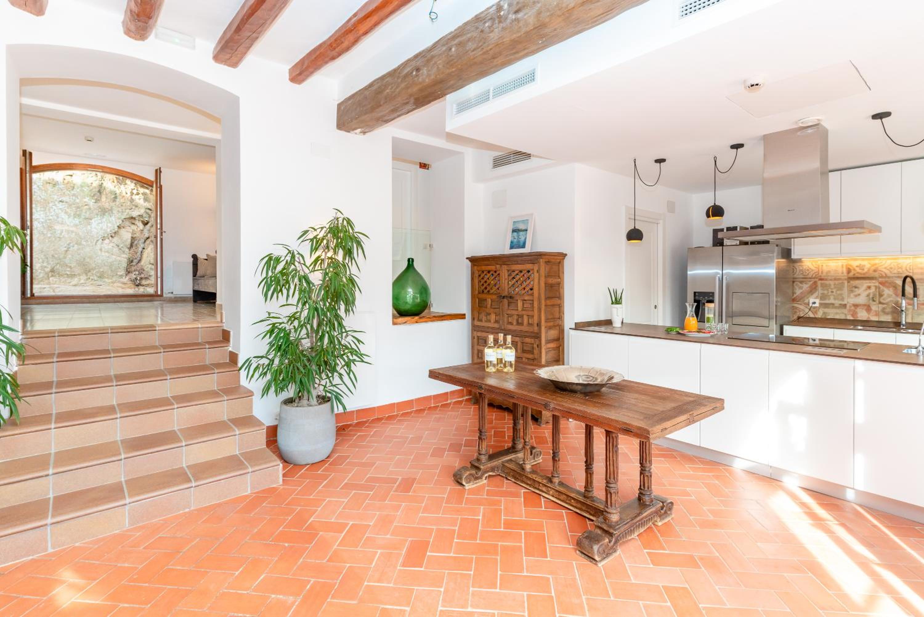 La Terraza - Großzügiges Appartment in Katalanischer Masia