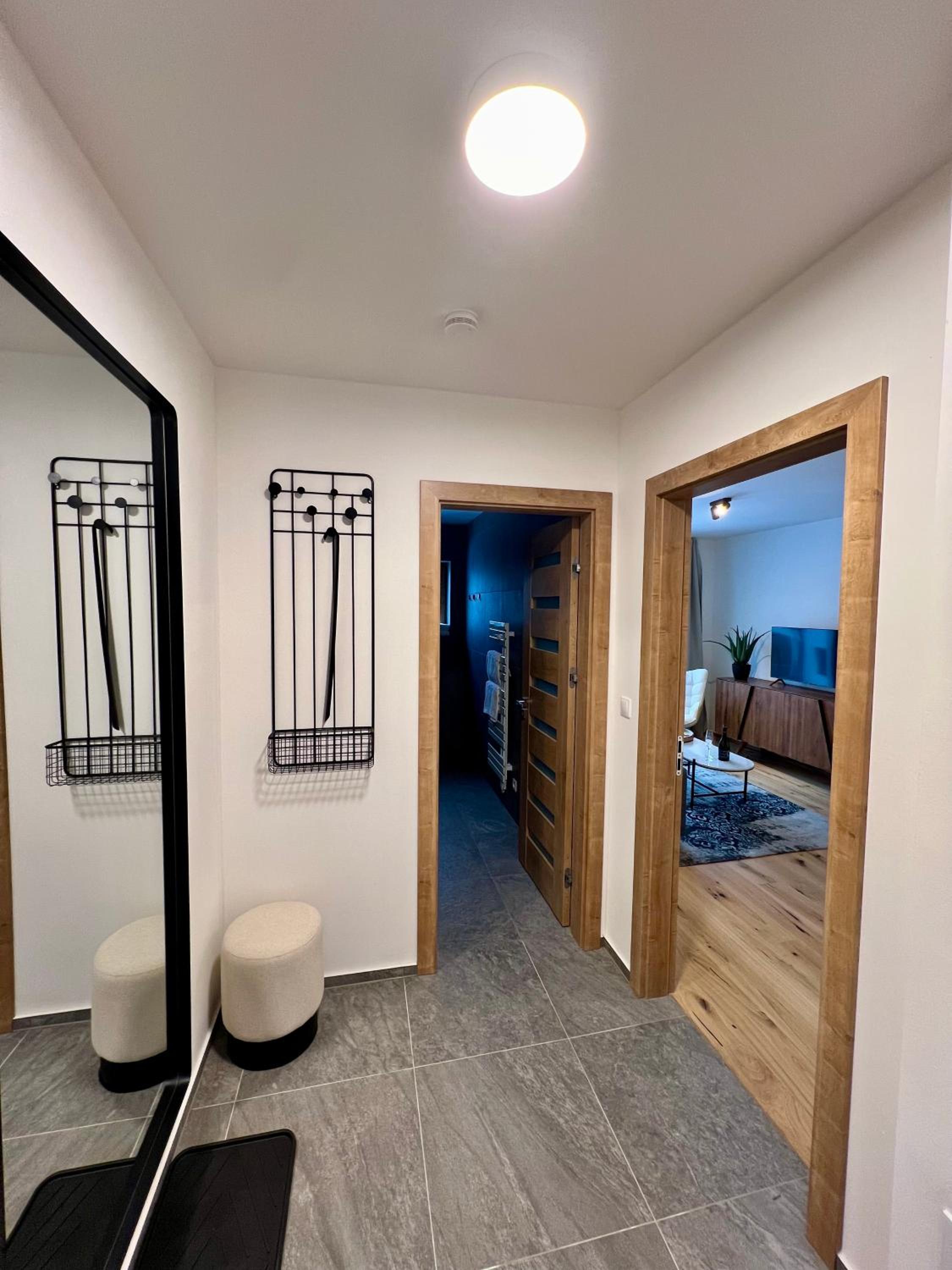 Golden Ridge Apartments