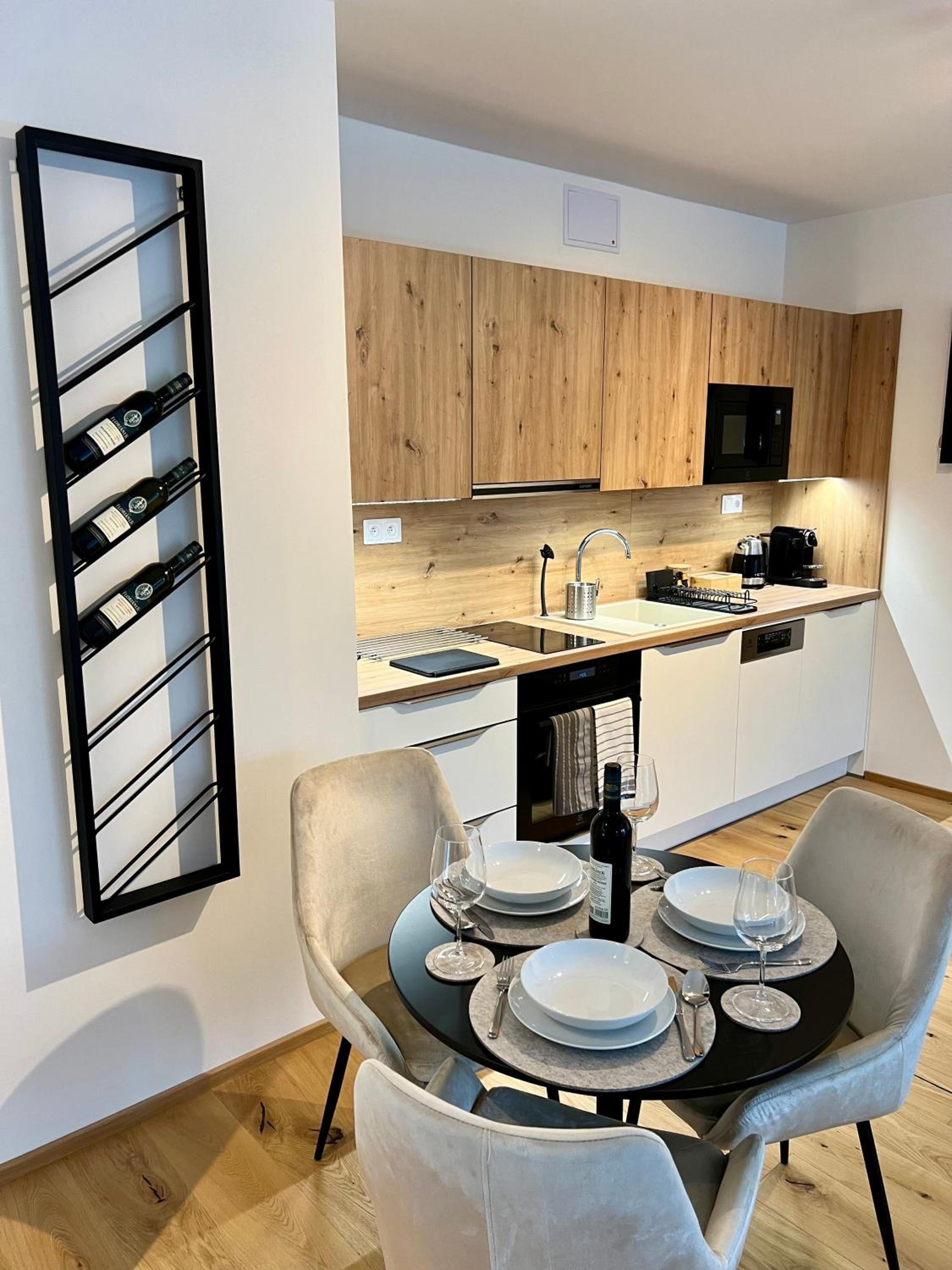Golden Ridge Apartments