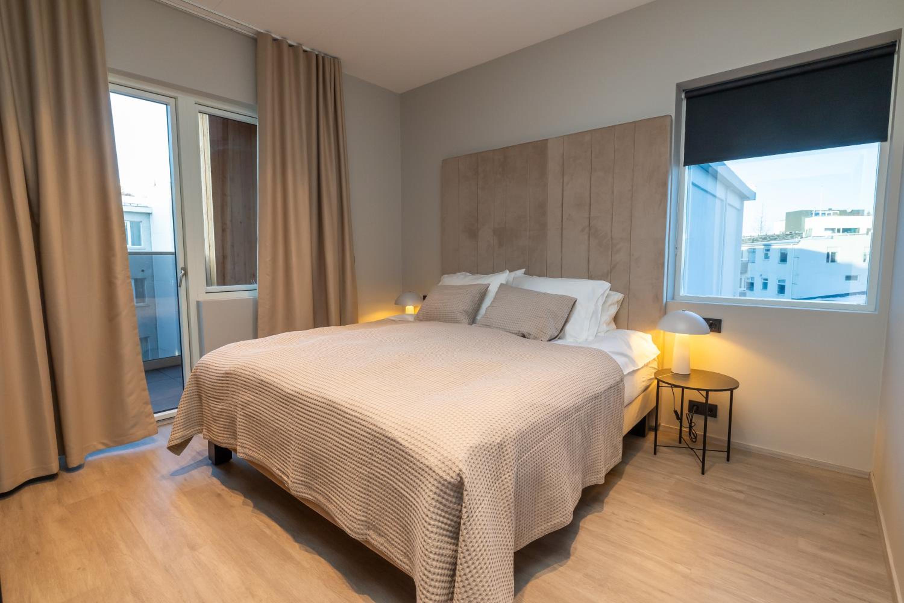 LL Properties - Luxury Penthouse