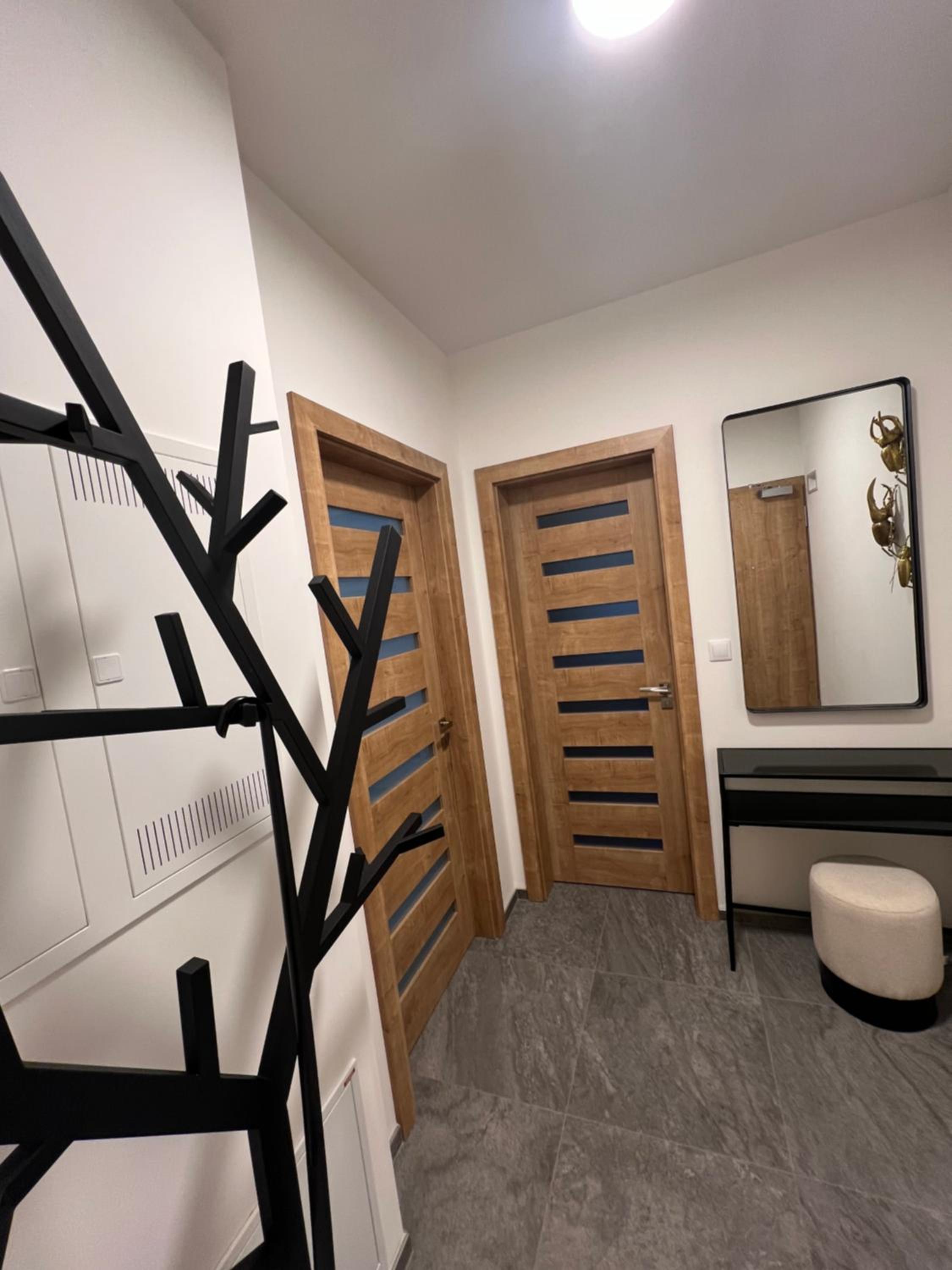 Golden Ridge Apartments