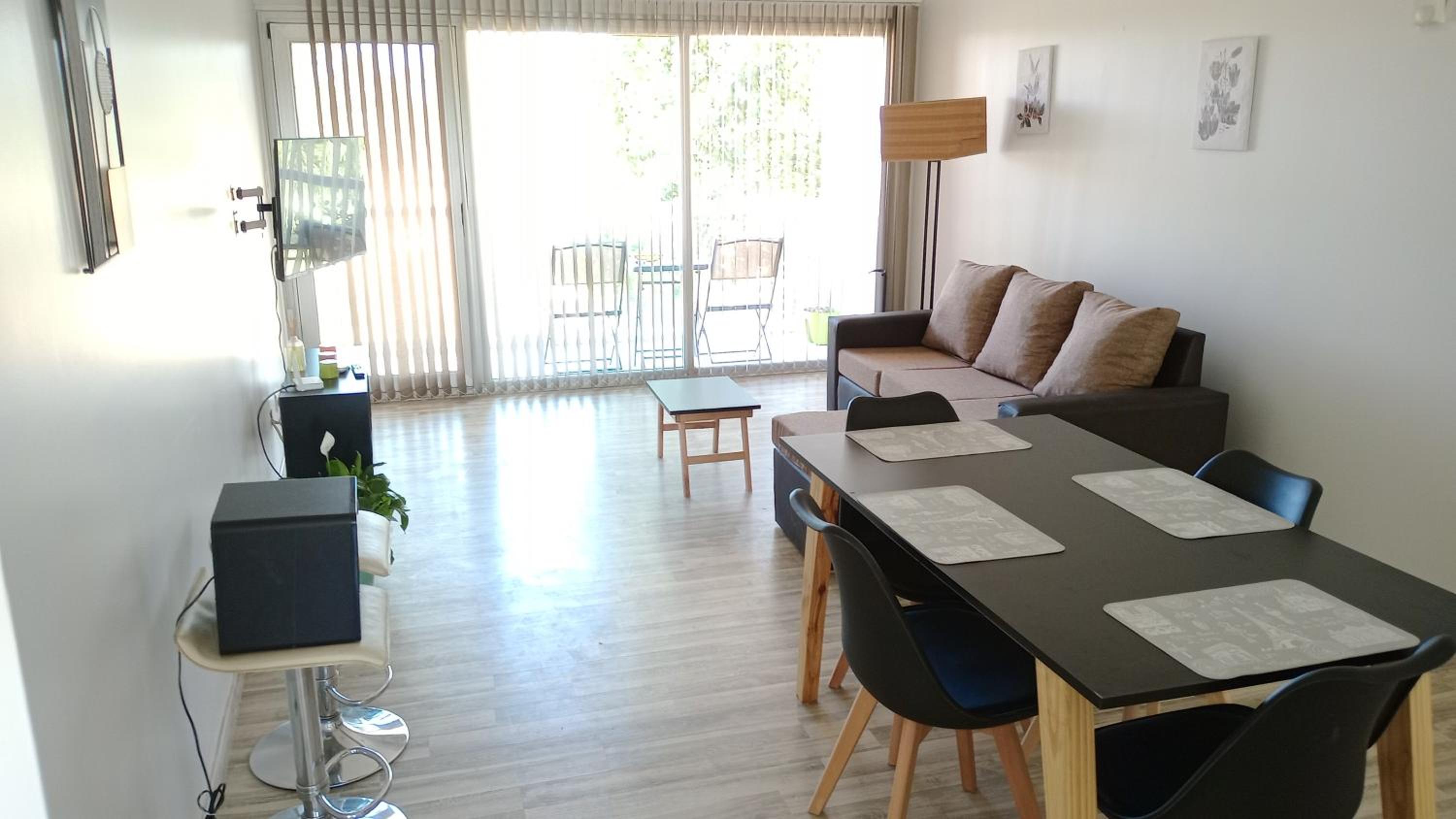 Departamento en la Costa del Rio Limay (Neuquen Capital)
