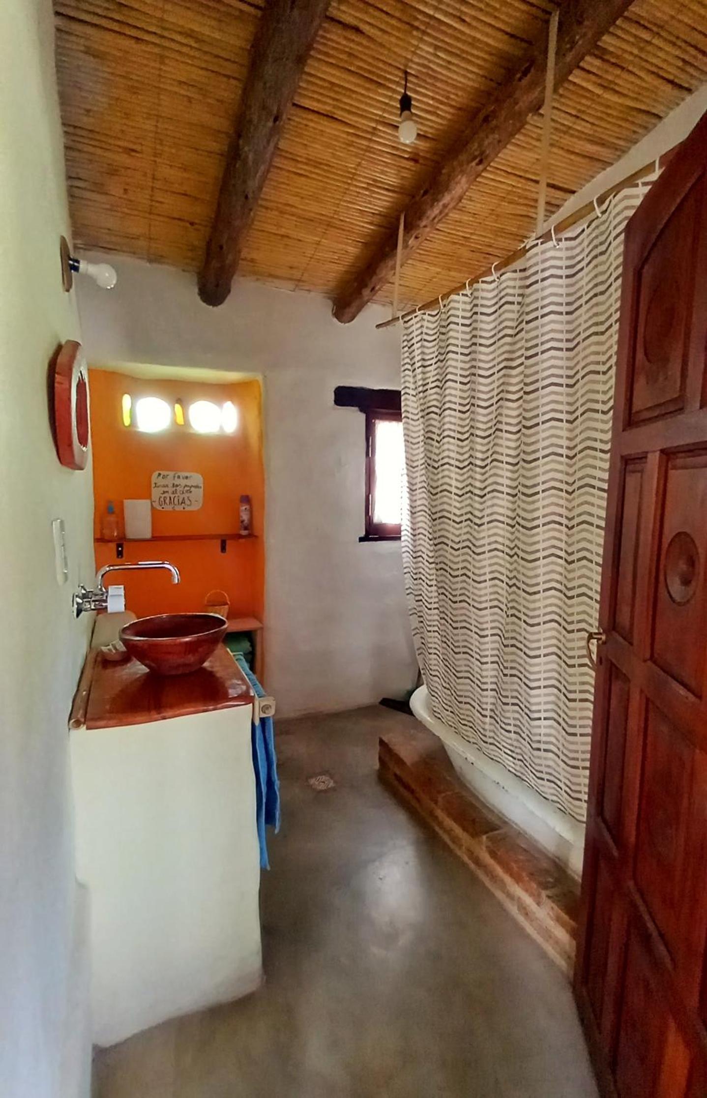 MAMAICUNA CABAÑA