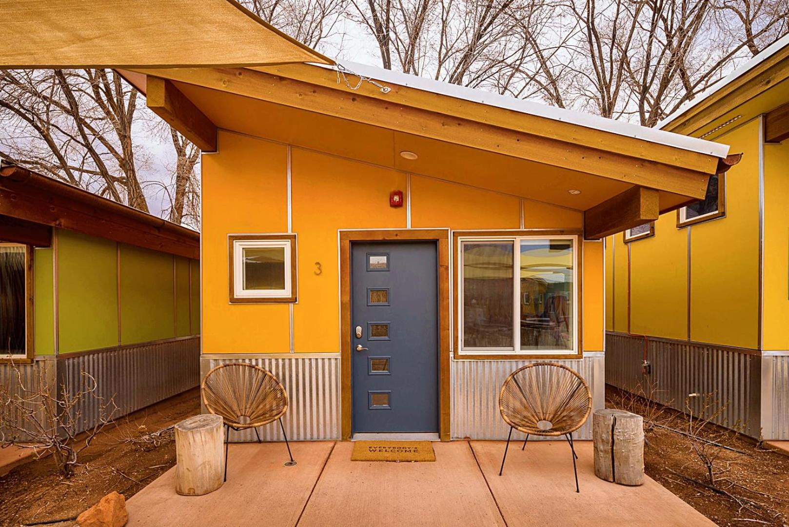 Hotel Downtown Kokopelli West 3 - Newly Remodeled Stylish Studio