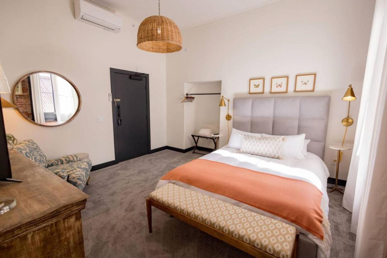 Grass Valley Vacations - Speakeasy Queen Suite (Rm 3) - Property Image 1