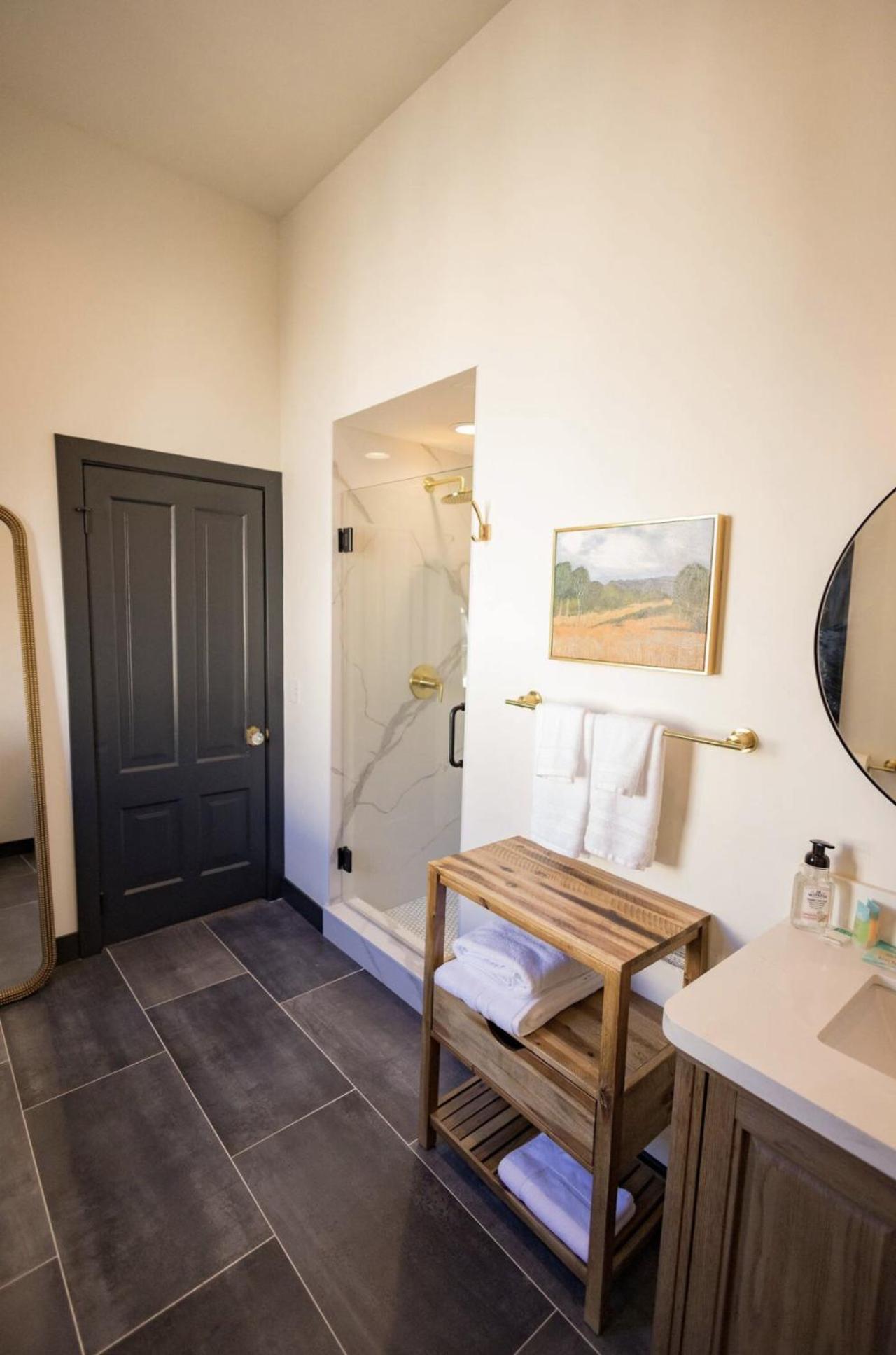 Speakeasy King Suite (Rm 2) view 3