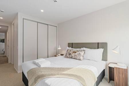 Alps Vista Retreat - Wanaka view 4