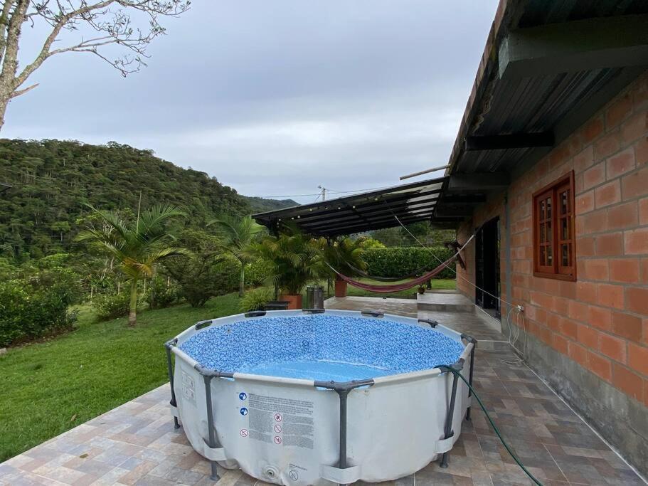 Finca San Rafael cerca al rio Wifi 6-12 personas