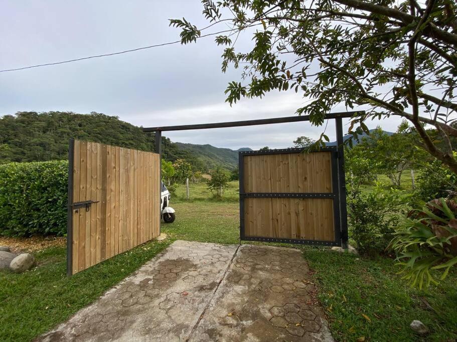 Finca San Rafael cerca al rio Wifi 6-12 personas