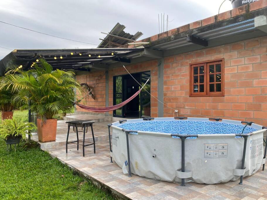 Finca San Rafael cerca al rio Wifi 6-12 personas