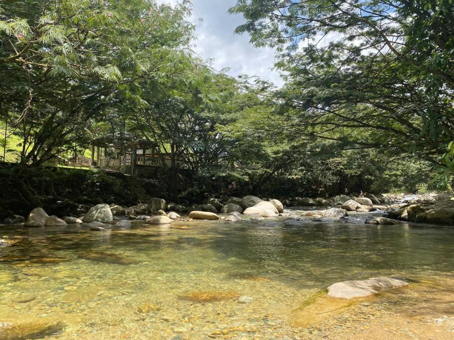 Finca San Rafael cerca al rio Wifi 6-12 personas