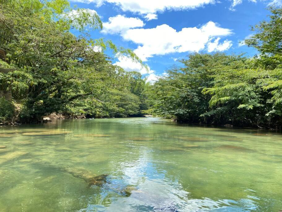 Finca San Rafael cerca al rio Wifi 6-12 personas