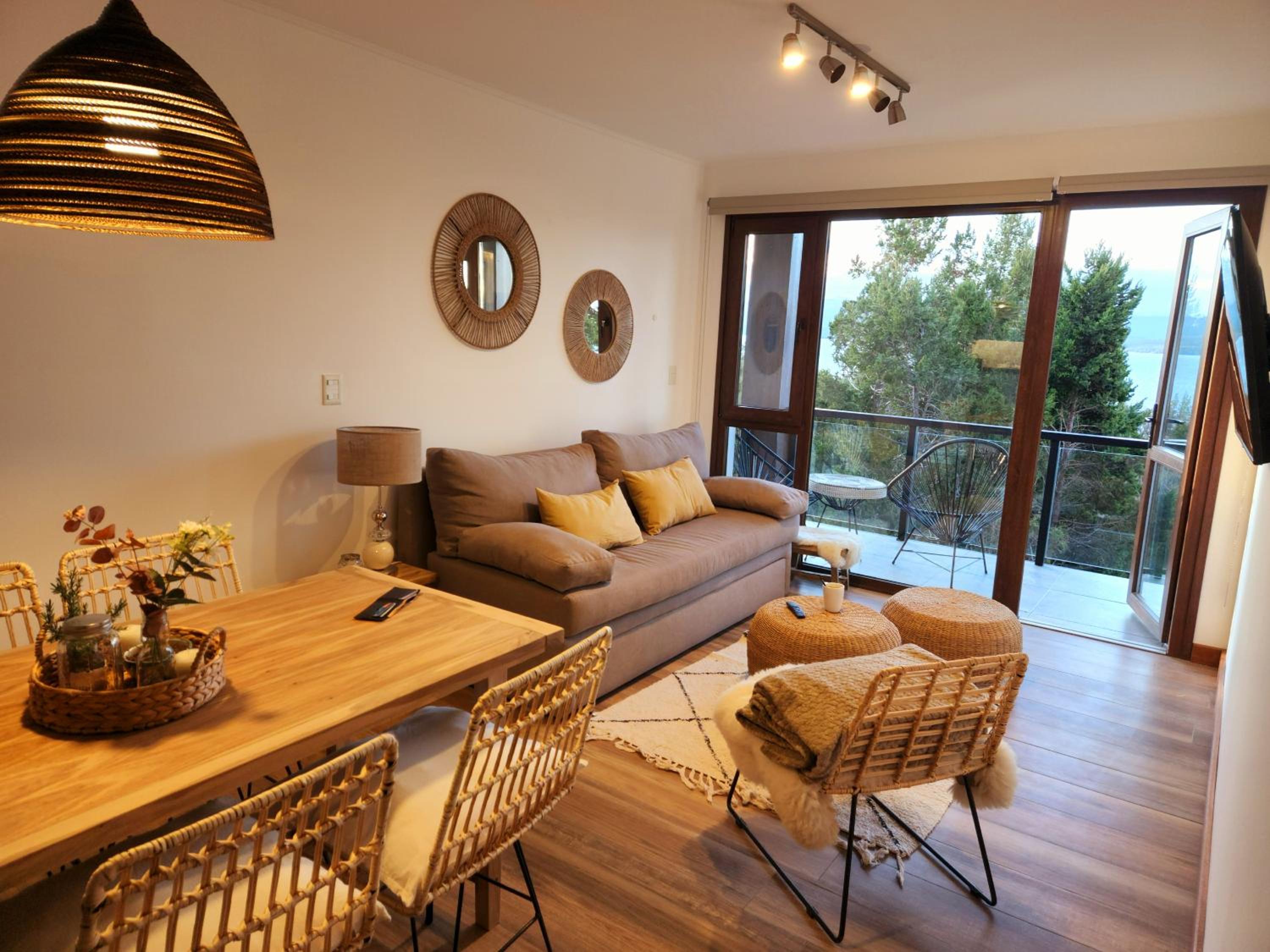 Departamento HOME - Vista Lago y Bosque -