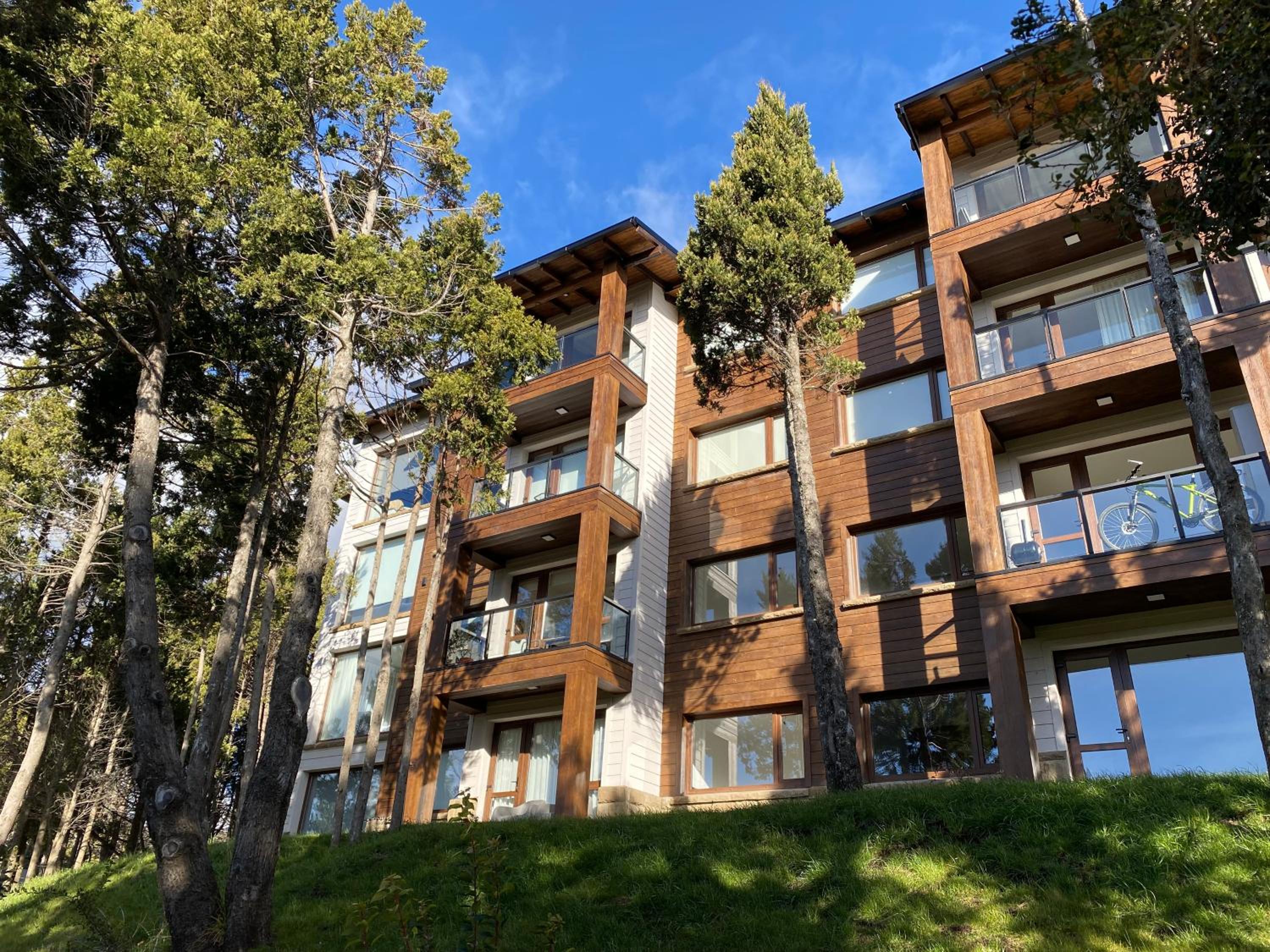 Departamento HOME - Vista Lago y Bosque -