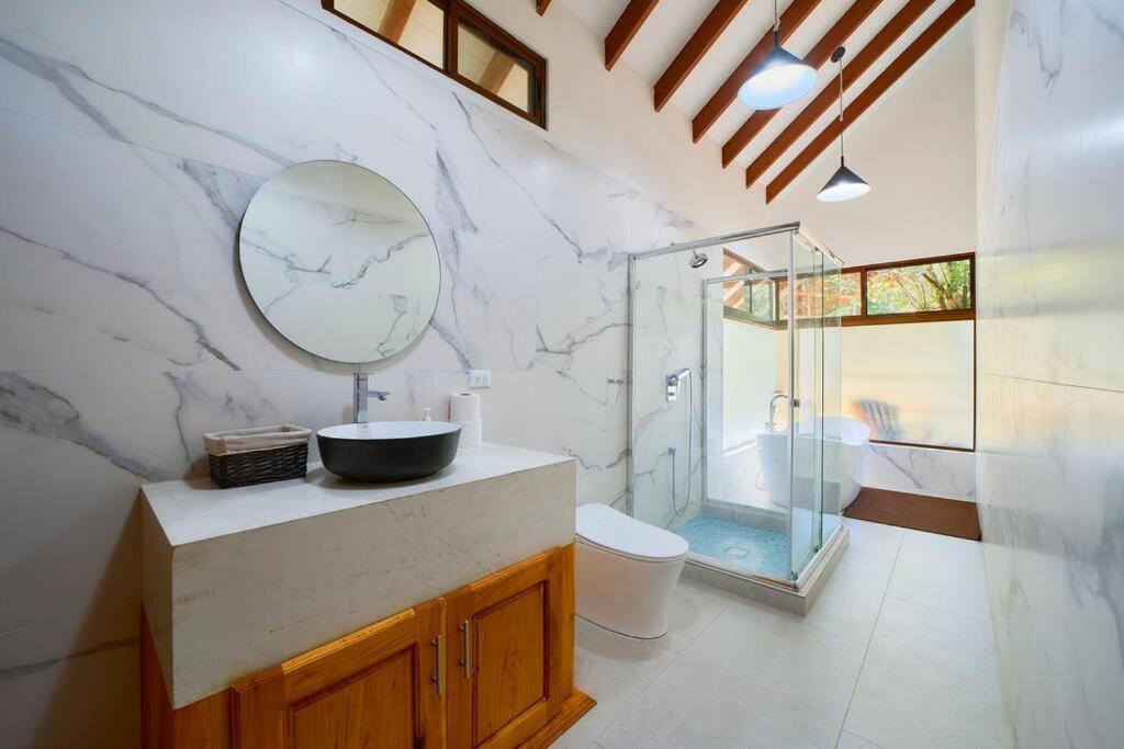 Casa Kristel - Exquisite Villa Getaway
