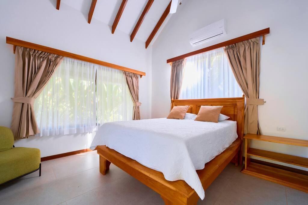 Casa Kristel - Exquisite Villa Getaway