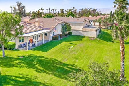 Hotel Luxurious Getaway Near Coachella Stagecoach Pool Putting Green Parking Firepit Sleeps 11 - Image 1