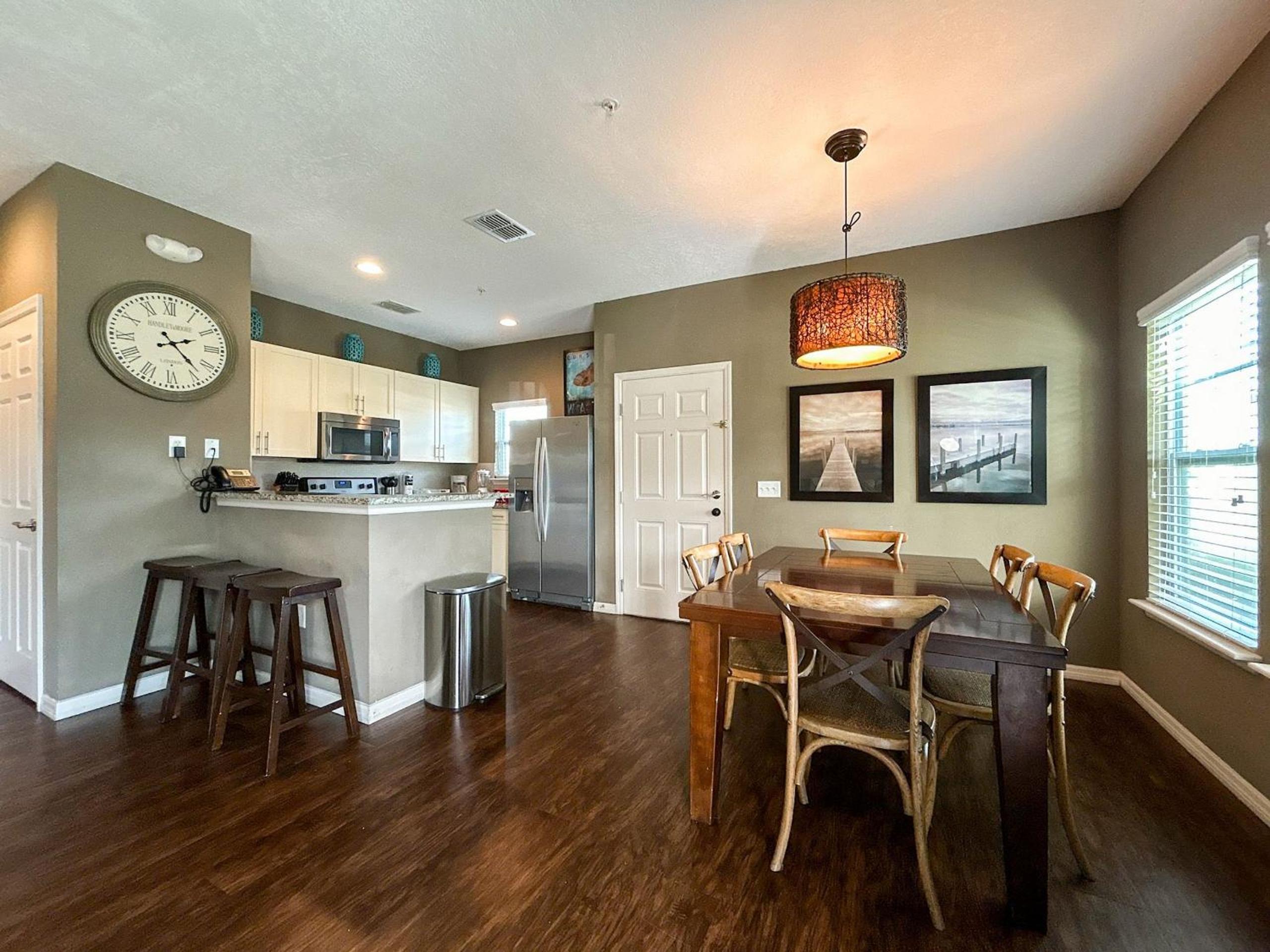 Cozy Townhouse Kissimmee FL. view 4