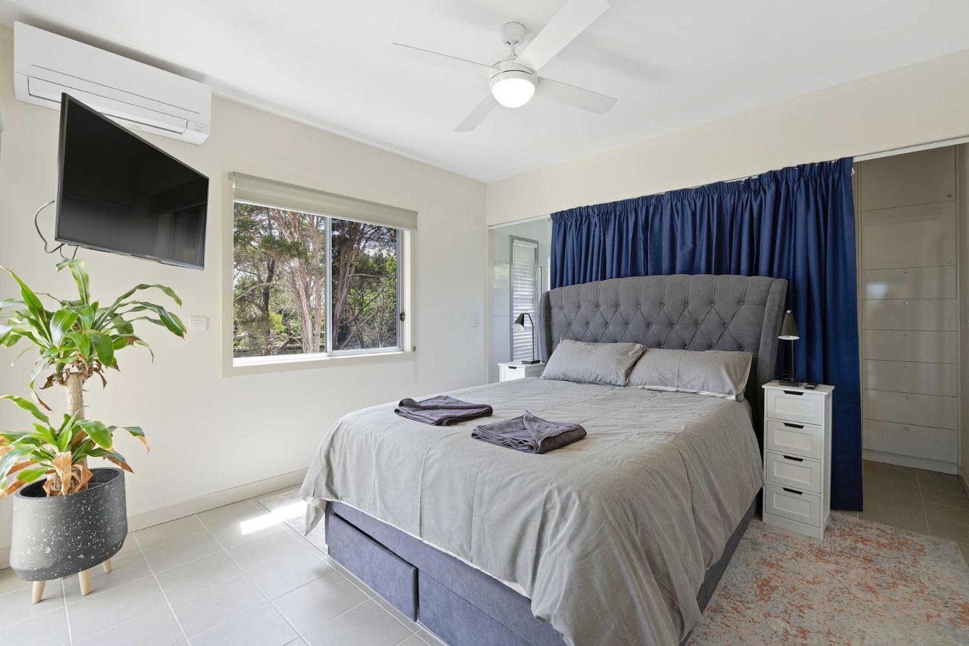Foreshore Retreat