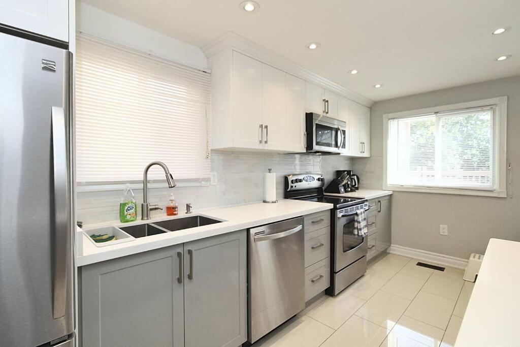 Barrie House near to all amenities