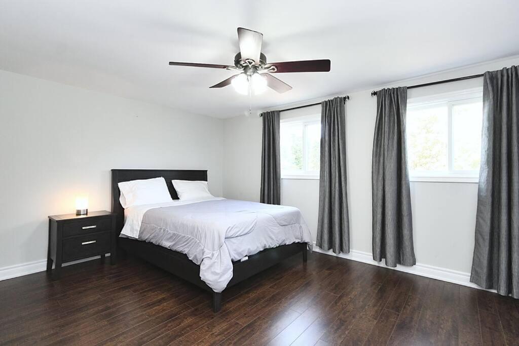 Barrie House near to all amenities