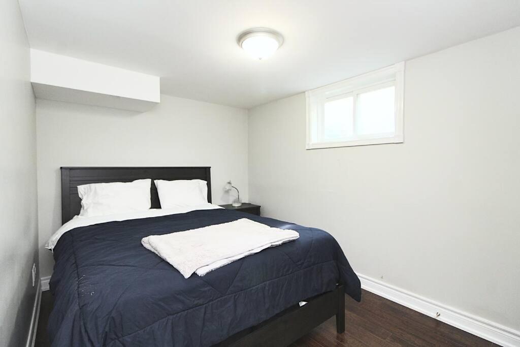 Barrie House near to all amenities