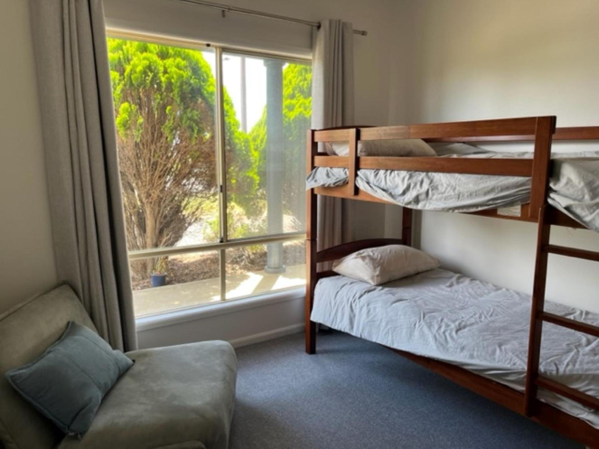 2 Godfrey St Goolwa