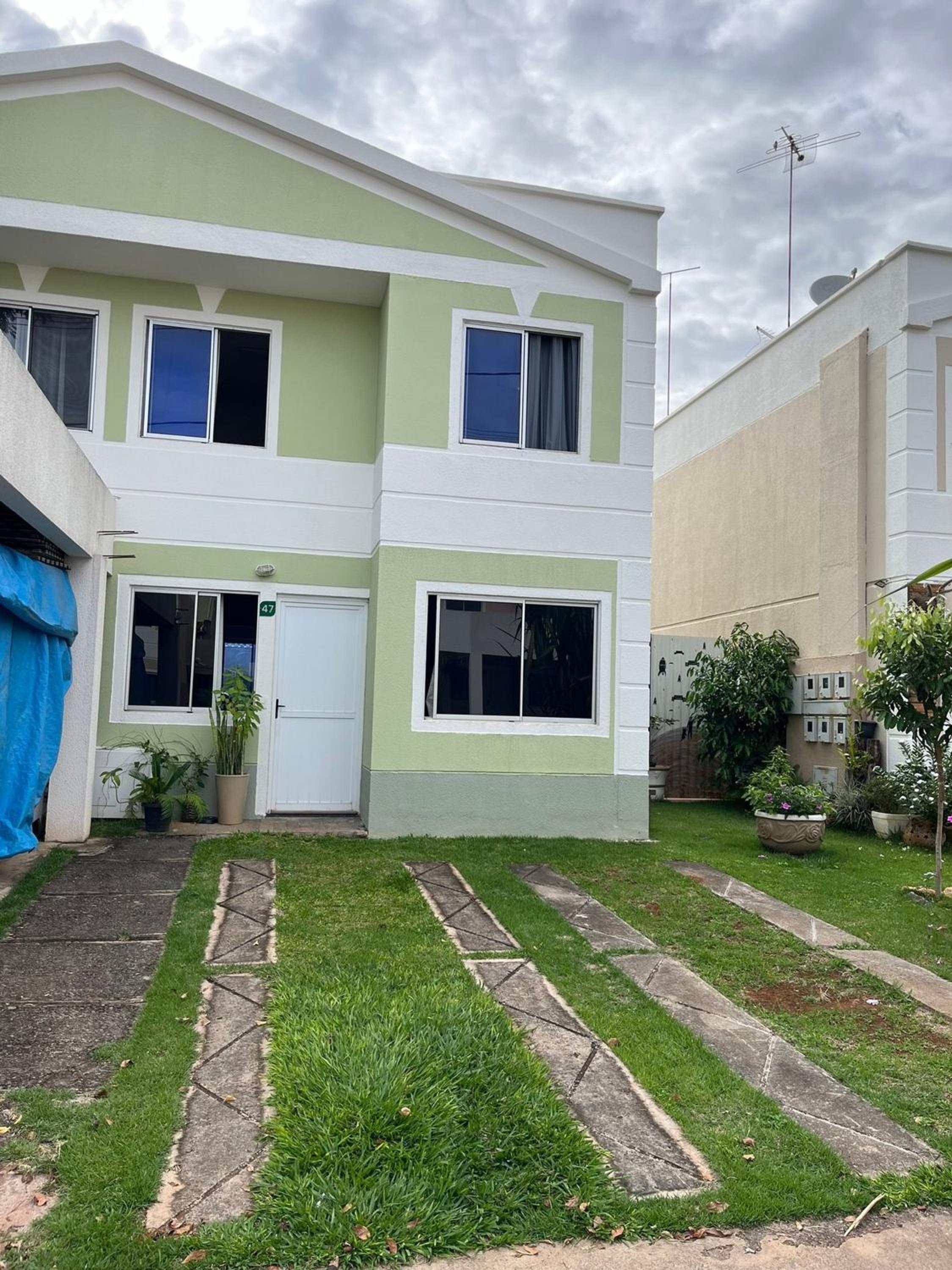 Quarto confortável privativo DF