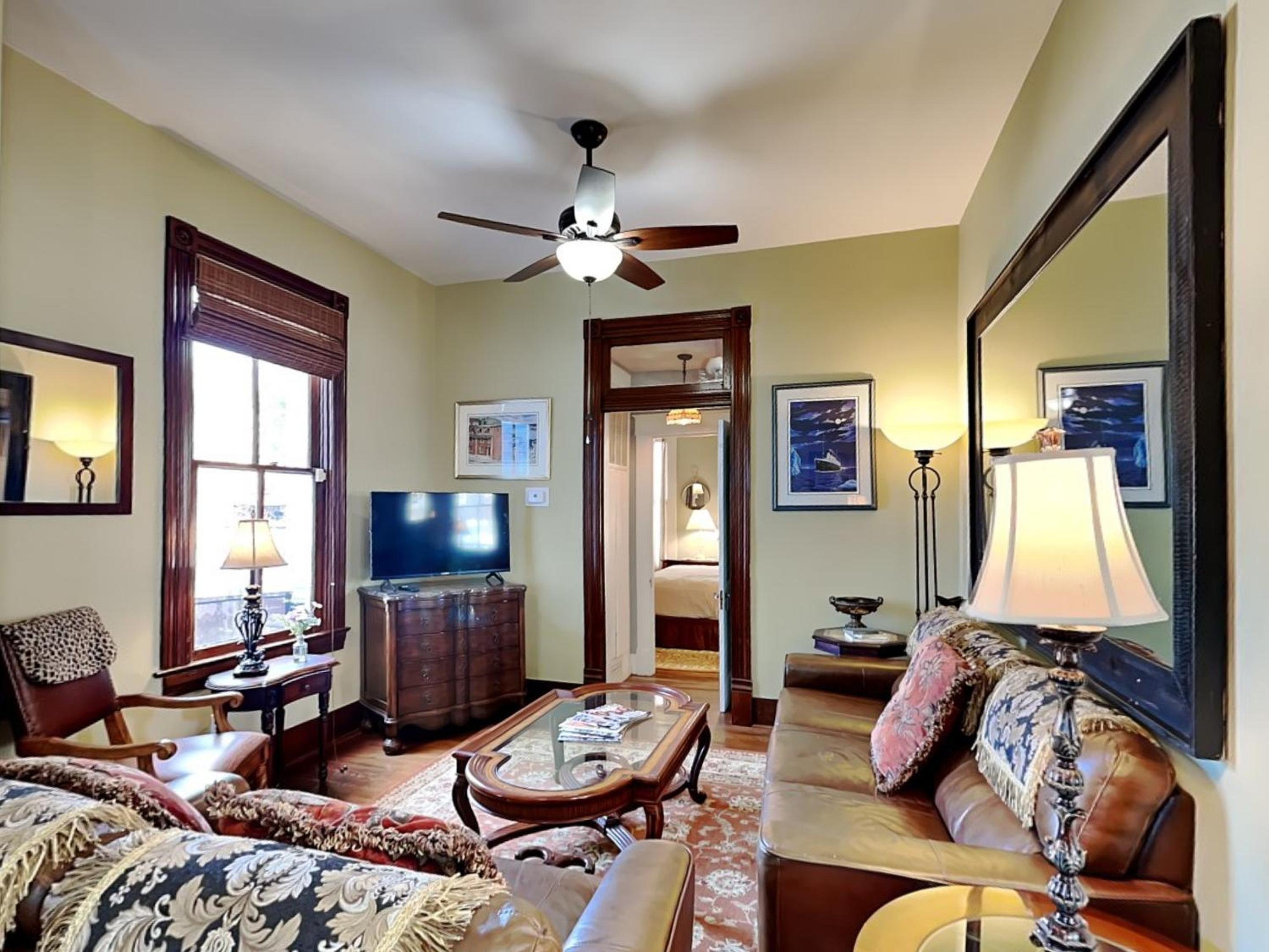 Historic Elegance view 3