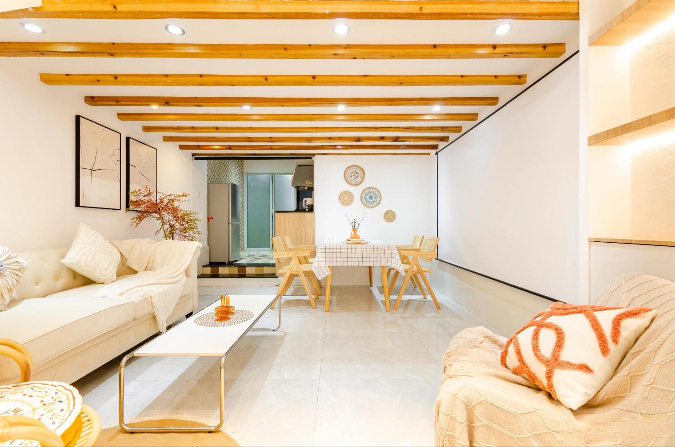 Shanghai Downtown Yi Du B&B - Near South Shaanxi Road Metro Station 600meters