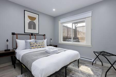 Spacious 4 BR House in Park Drive