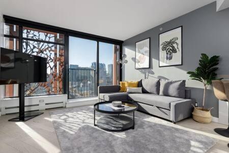 Cozy 1BR Condominium Suite in West Cordova
